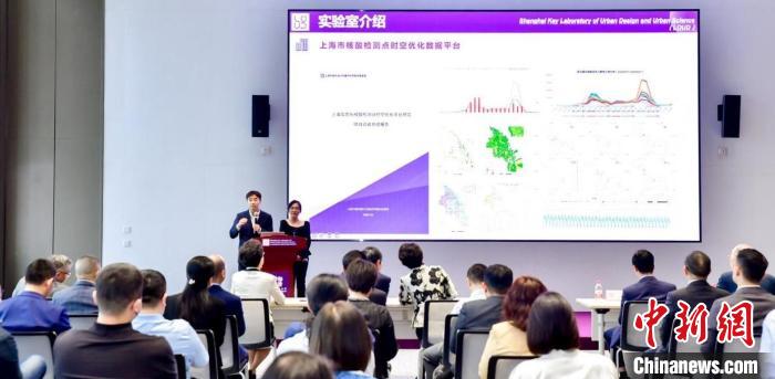 高校、政府與醫(yī)院攜手培養(yǎng)城市科學(xué)、數(shù)字化領(lǐng)域復(fù)合型人才