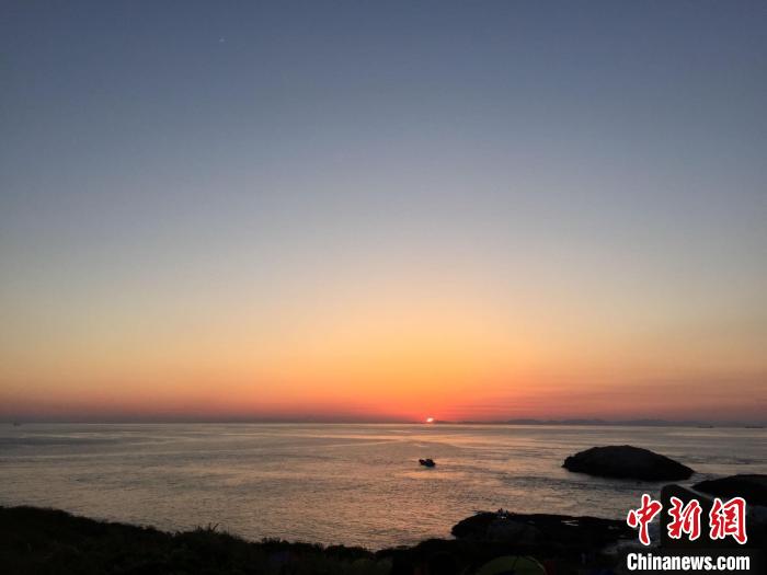 浙江海域一景?！×植?攝