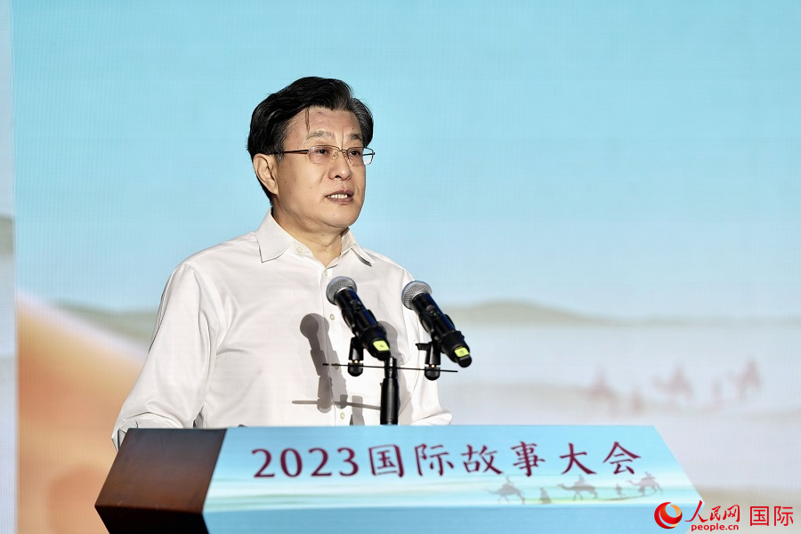 中國人民對外友好協(xié)會副會長李?？罗o。人民網(wǎng) 盧鵬宇攝
