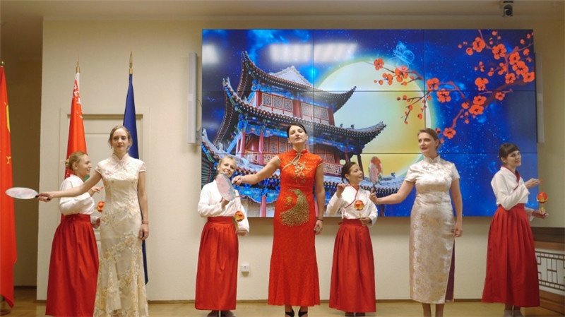 白俄羅斯國立大學(xué)孔子學(xué)院的中秋晚會。受訪者供圖
