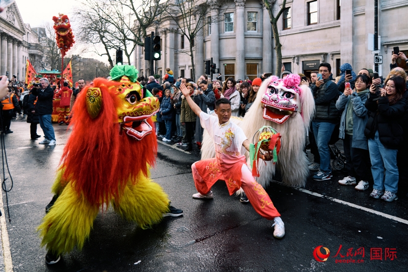 倫敦新春慶典現(xiàn)場(chǎng)。人民網(wǎng) 郭錦標(biāo)、楊浩鵬攝