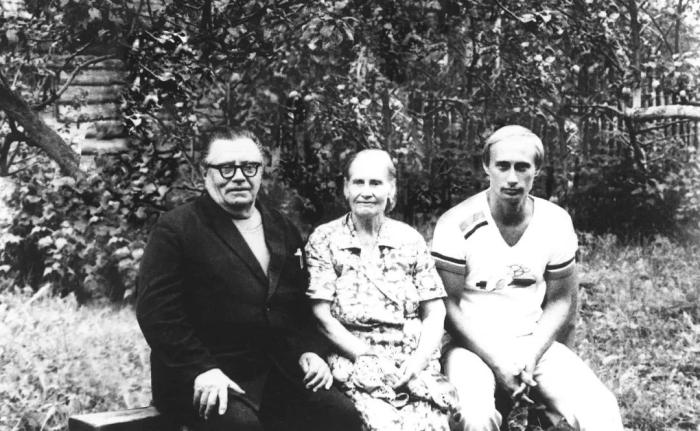 從圣彼得堡到莫斯科，普京從政大事記：下一個(gè)六年怎么走？