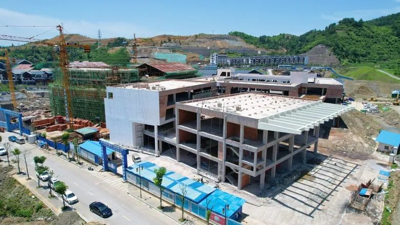 正在建設(shè)中的土家織錦文化創(chuàng)意園 全?，摂z
