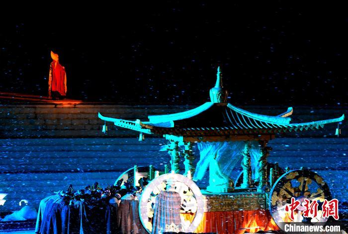 3月17日，西藏拉薩，《文成公主》大型史詩(shī)劇演出現(xiàn)場(chǎng)。　李林 攝