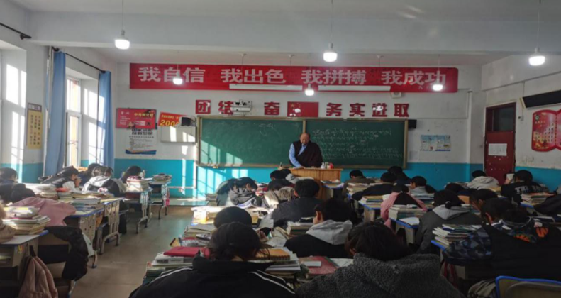 青?，斍撸寒惖剞k班讓孩子享受優(yōu)質教育