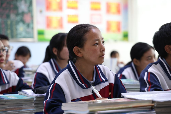 講好中華民族共同體故事，讓網(wǎng)絡(luò)“連心”更“聚心”