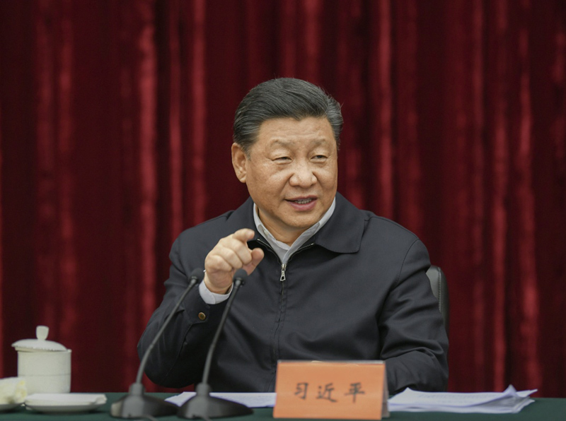 2019年4月15日至17日，中共中央總書記、國家主席、中央軍委主席習近平在重慶考察，并主持召開解決“兩不愁三保障”突出問題座談會。這是4月16日下午，習近平主持召開解決“兩不愁三保障”突出問題座談會并發(fā)表重要講話。新華社記者 謝環(huán)馳 攝