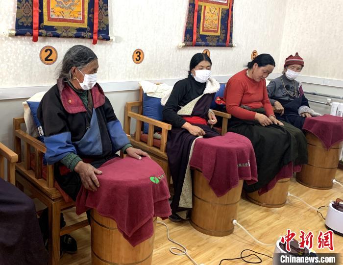 青海藏鄉(xiāng)醫(yī)改見聞：公共衛(wèi)生分片區(qū)，濱?！巴庠眰鲙蛶? oldsrc=