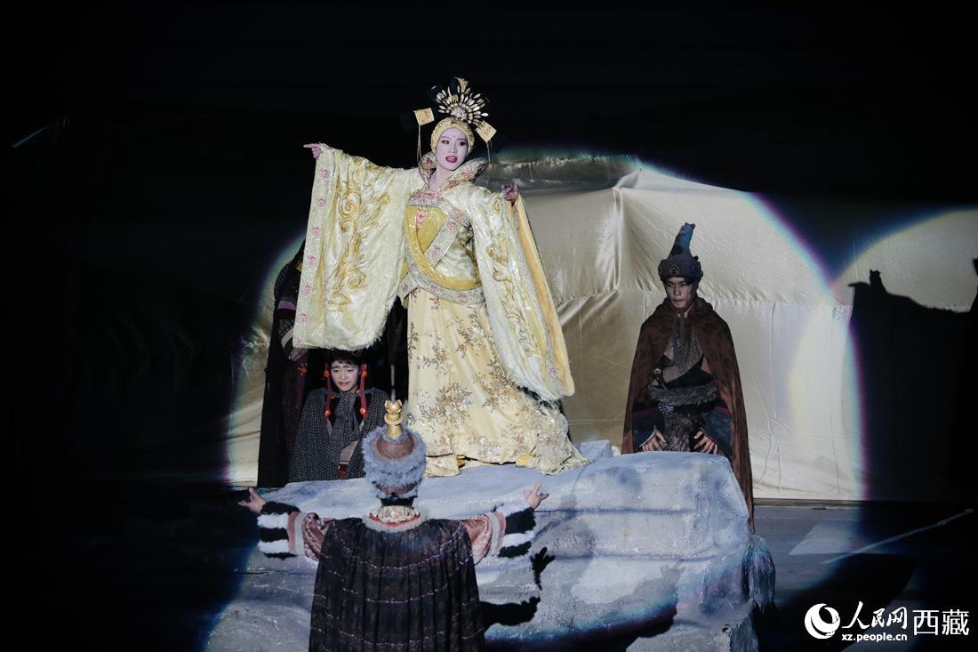 試演現(xiàn)場。人民網次仁羅布攝