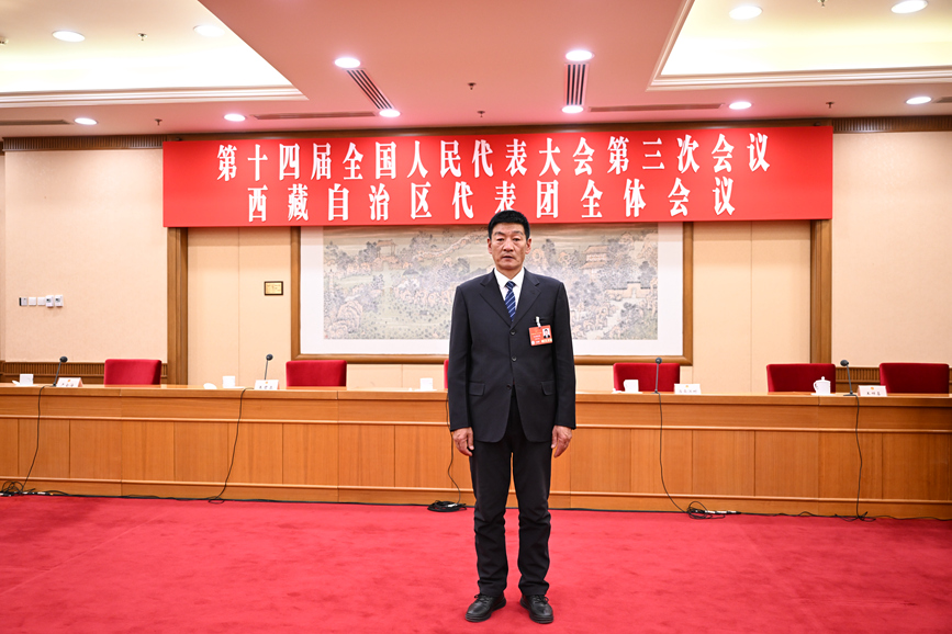 全國(guó)人大代表、國(guó)網(wǎng)拉薩供電公司城區(qū)供電服務(wù)中心帶電作業(yè)保電班副班長(zhǎng)扎西尼瑪。次吉美朵攝